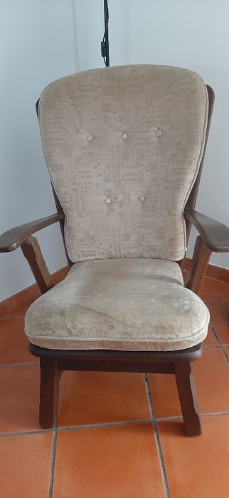 Poltrona Vintage Confortável em Bom Estado nórdica