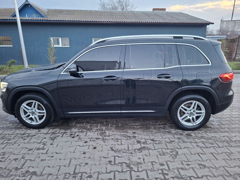 Продам мерседес GLB 220d
