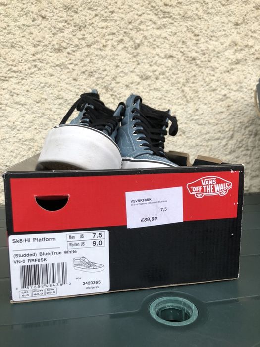 Sapatilhas Vans c/caixa