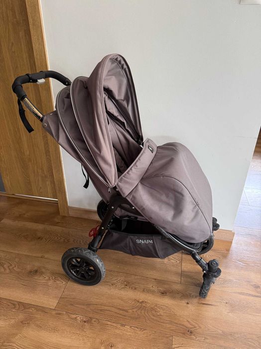 Valco Baby Snap 4 Sport VS – lekki wózek spacerowy z pompowanymi kołami
