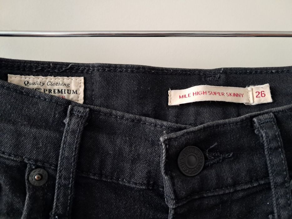 Spodnie jeansowe Levi's skinny XS