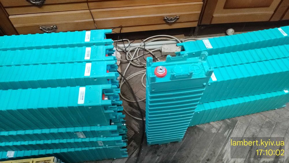 несправний залізофосфатний акумулятор