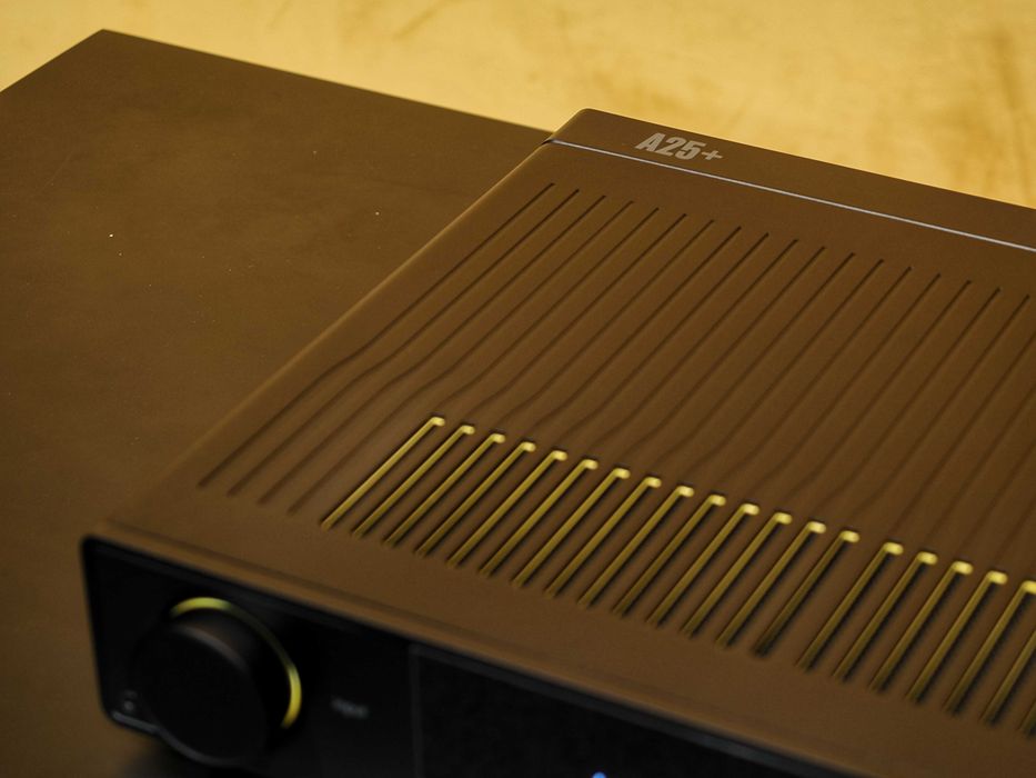 Arcam A25+ wzmacniacz zintegrowany nowy 2 lata gwarancji