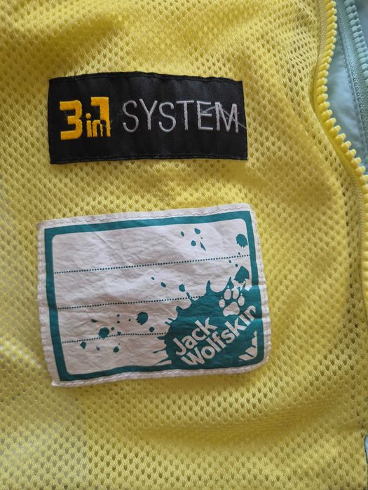 Młodzieżowa kurtka Jack Wolfskin na 164cm wzrostu