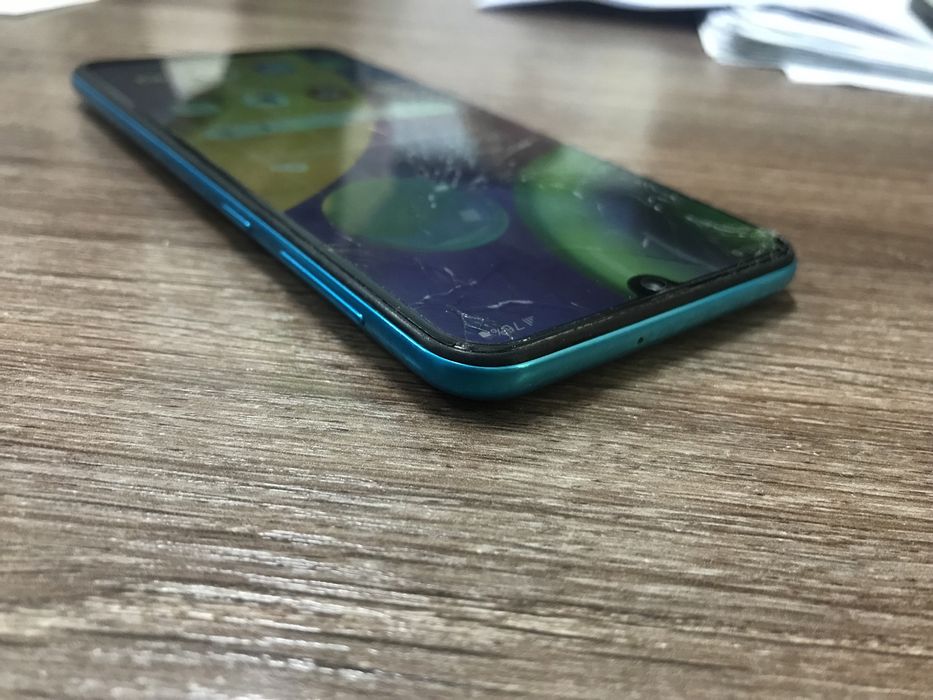 Samsung m 21 на запчастини або відновлкня