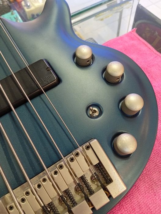 Cort Curbow 5 com Bartolini