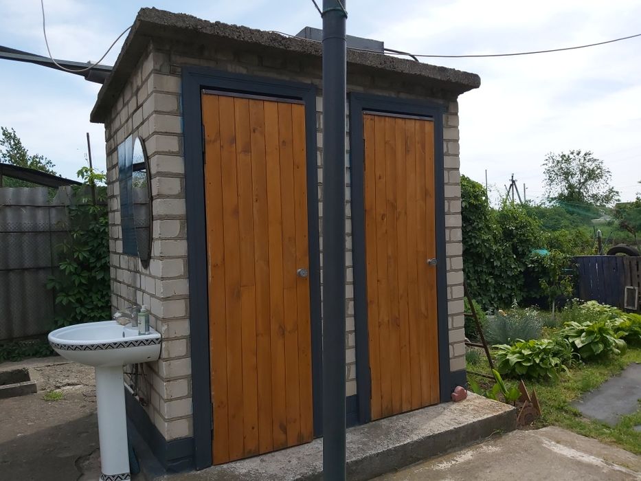 Голубые озера, Каменское. Оренда будинку біля Блакитного озера