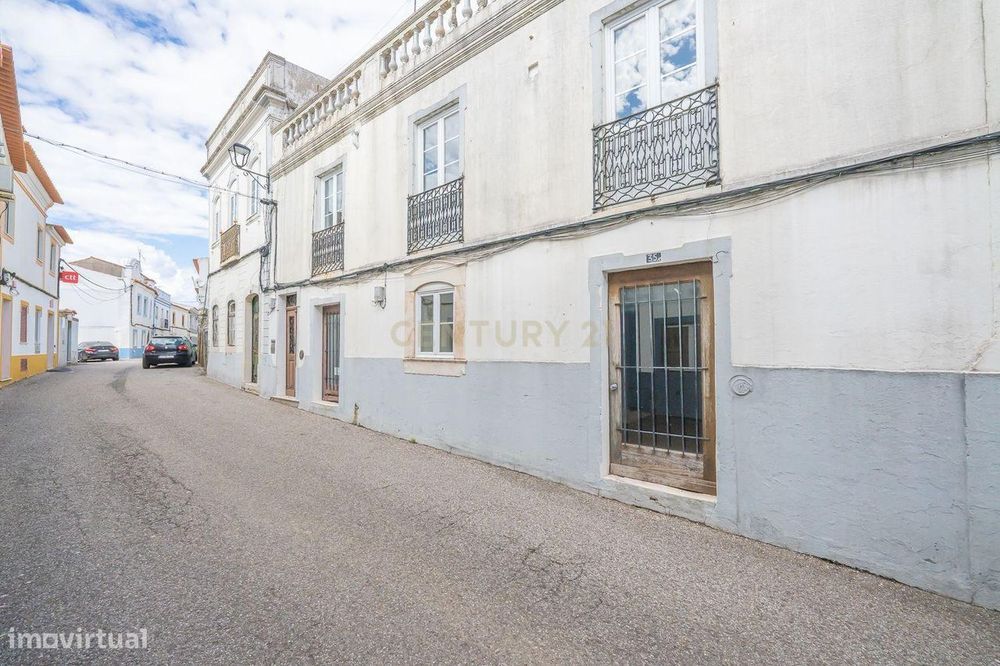 Edifício Histórico com Elevado Potencial de Investimento | Sousel – Al