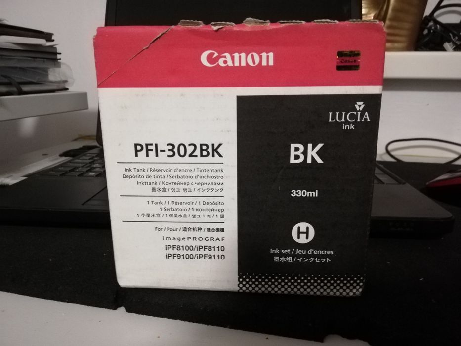 Cartridge czarny PFI-302BK
