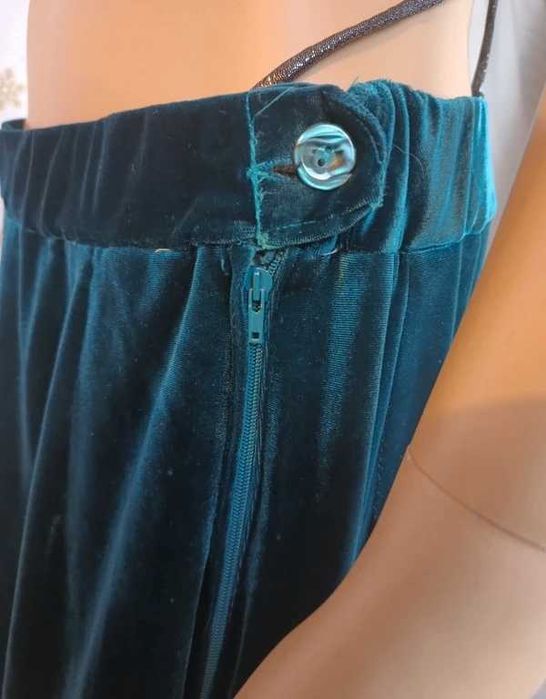Spódnica damska maxi aksamitna – butelkowa zieleń – rozmiar M