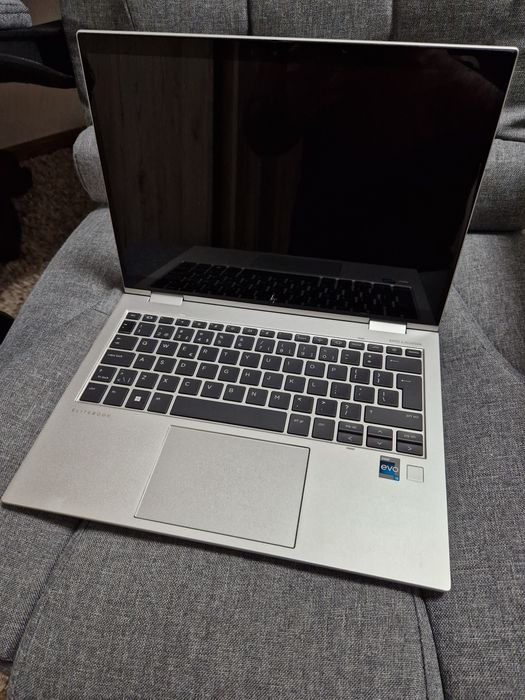 Laptop HP Elitebook 830 g9 x360 2w1 i5 12gen win11 16GB ram 512GB nvme