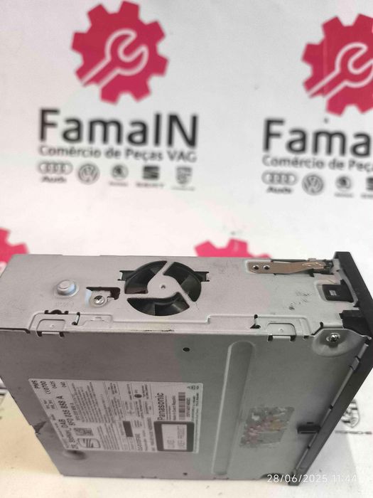 Rádio / Auto Rádio SEAT LEON 2.0 TDI (135 kW / 184 cv) [09.2012 - 08.2020] 5F0035858A (OEM) | CQXV33F3AE (OEM)