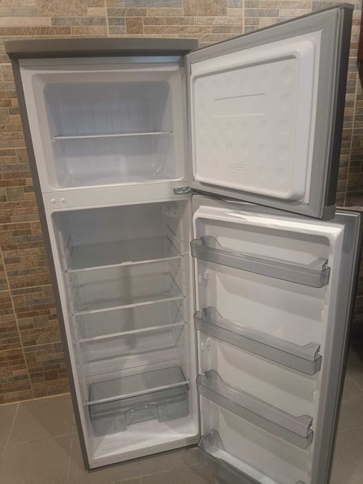 Frigorífico 2 portas com congelador Qilive 248l em inox