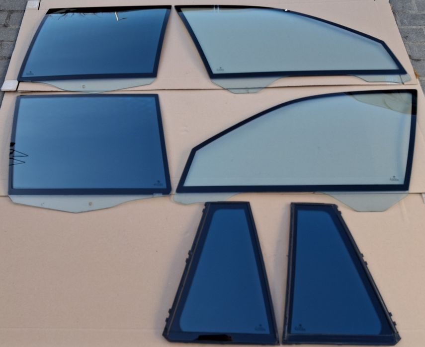 Szyby atermiczne bmw e 39 kombi komplet.