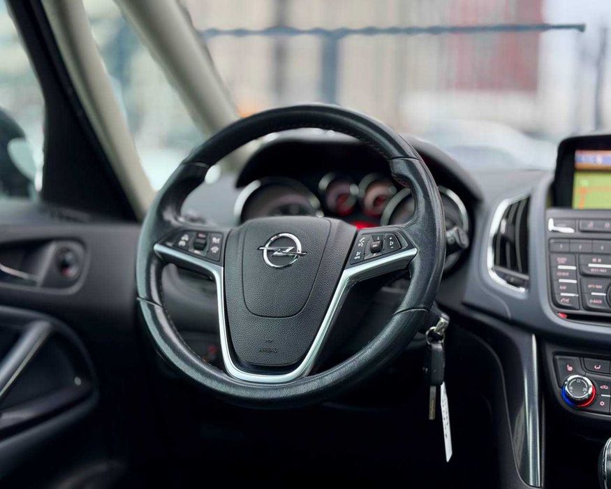 Opel Zafira Tourer OPC-line