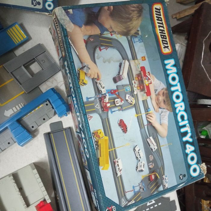 Vendo Kit matchbox 400 e 100