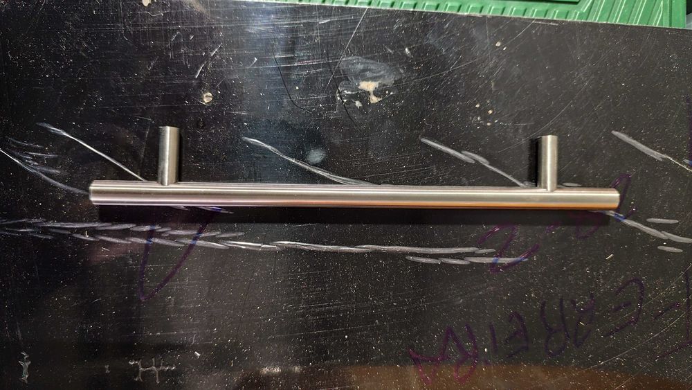 Puxador armário 26 x novo embalado