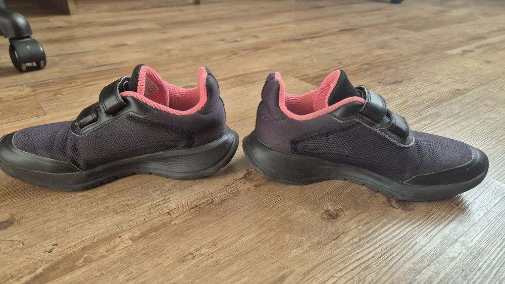 Adidas rozmar 33 Adidiasy 21cm wkładka buty dla dziewczynki