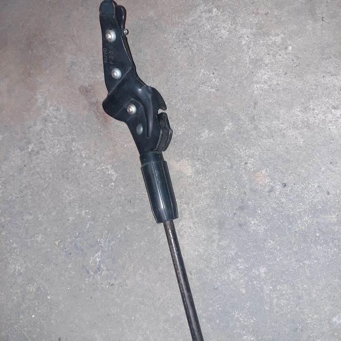 Nóżka rowerowa do rowerów z  kołami 26cali mocowana styłu ramy