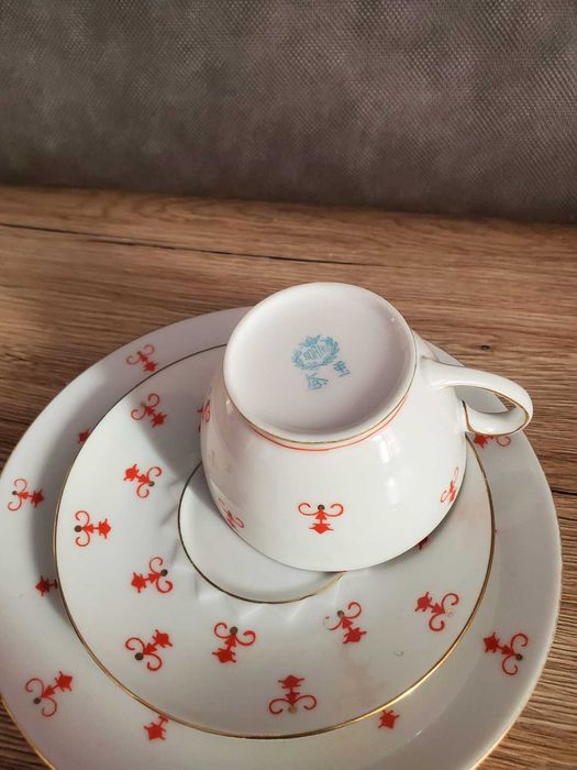 Filiżanka Sorau porcelana 3 części  koralowy wzór rzadki