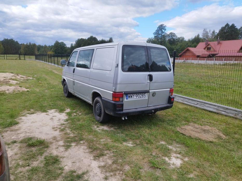 Sprzedam T4 1.9 2002r 6 osobowy