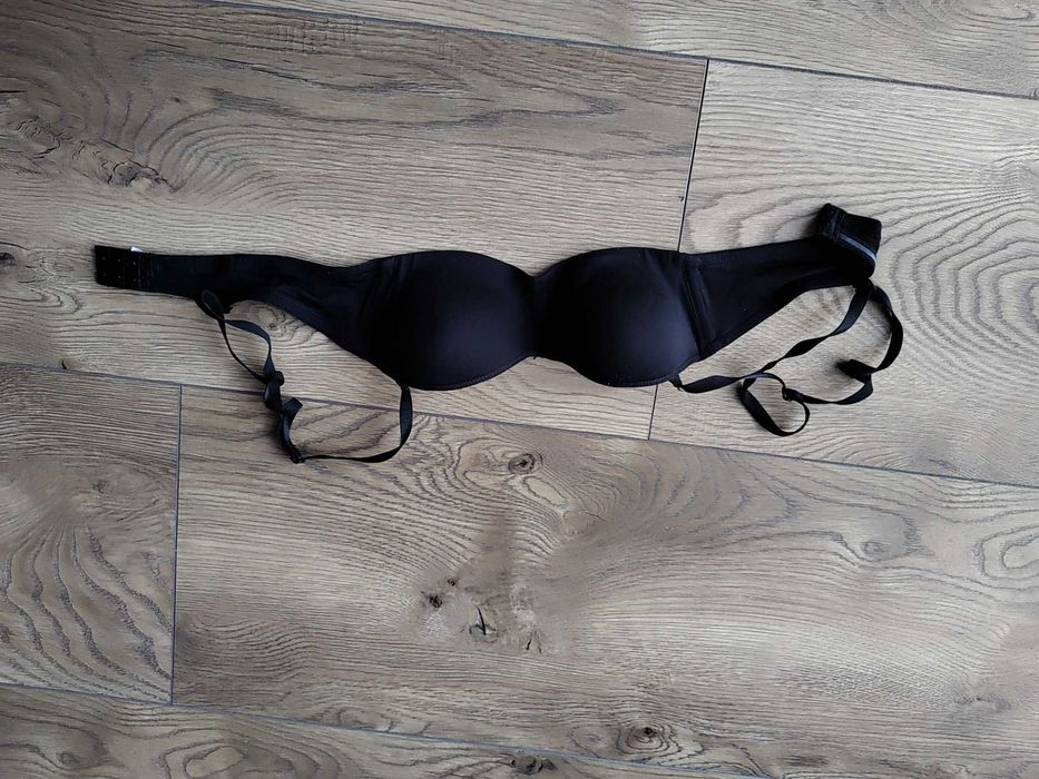 Biustonosz czarny 75A Desiree