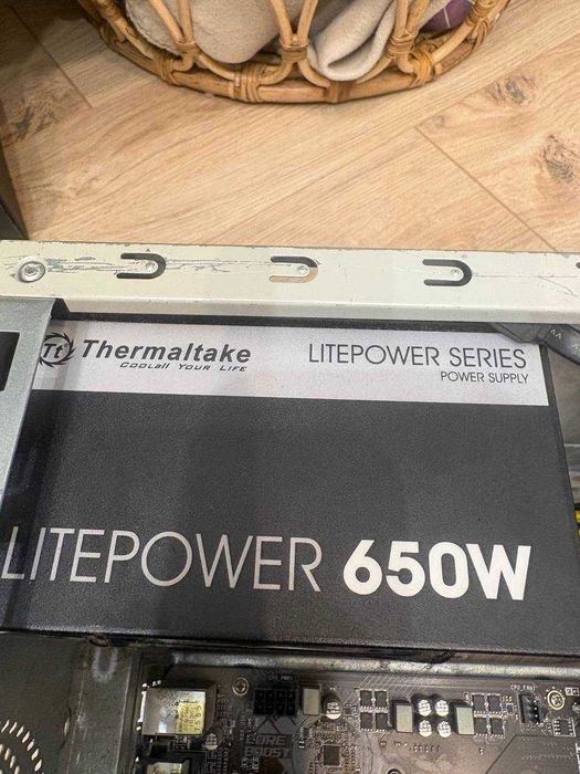 Zasilacz Thermaltake Litepower 650W
