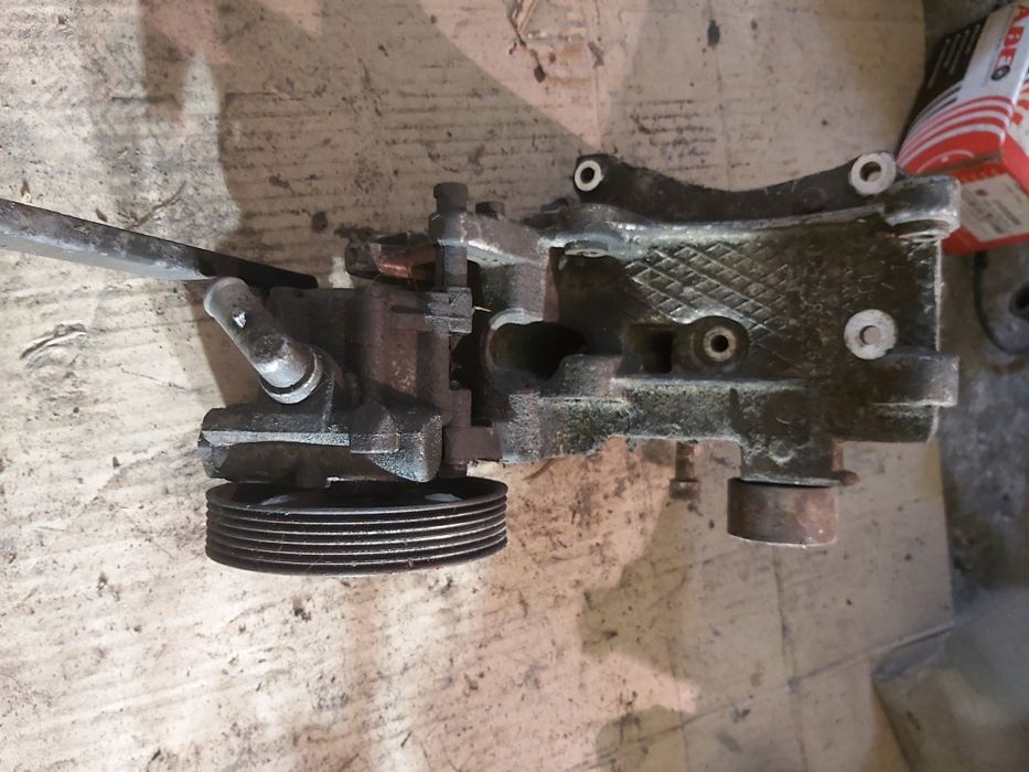 Łapa napinacza, alternatora,pompa wspomagania jumper boxer 2.2  02-06r