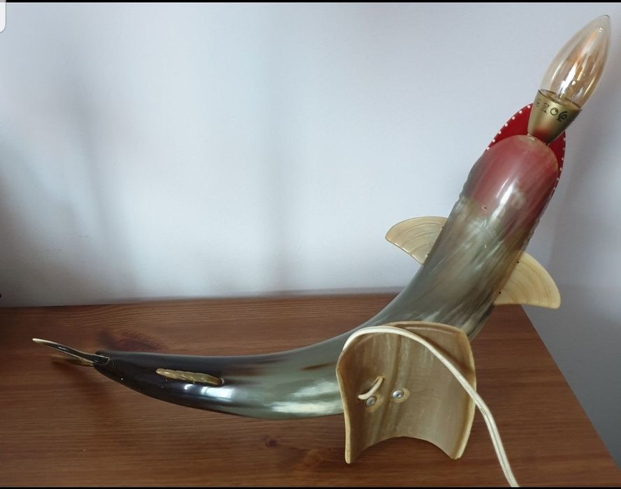 Candeeiro antigo em corno e osso artesanal