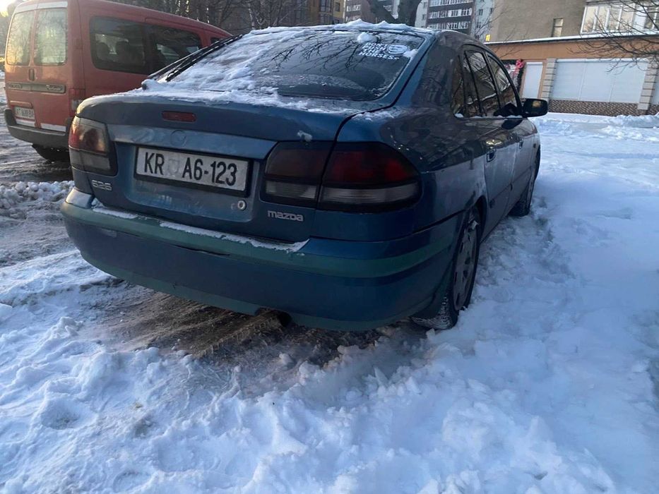 Mazda 626 gf. бляха. Застукав двигун.