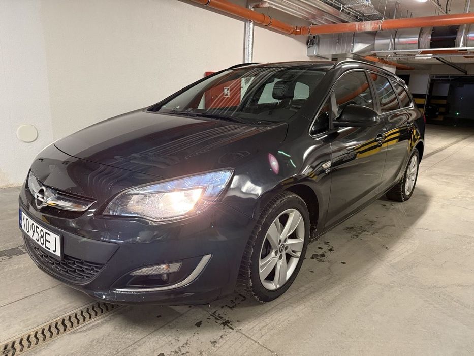 Opel Astra Opel Astra J Sports Tourer 1.4 Turbo 140 KM | 2012 (model 2013) |