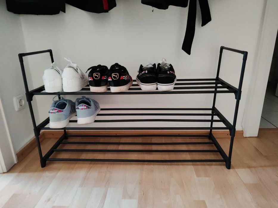 Czarna 3 poziomy do przechowywania na pudełka buty dom