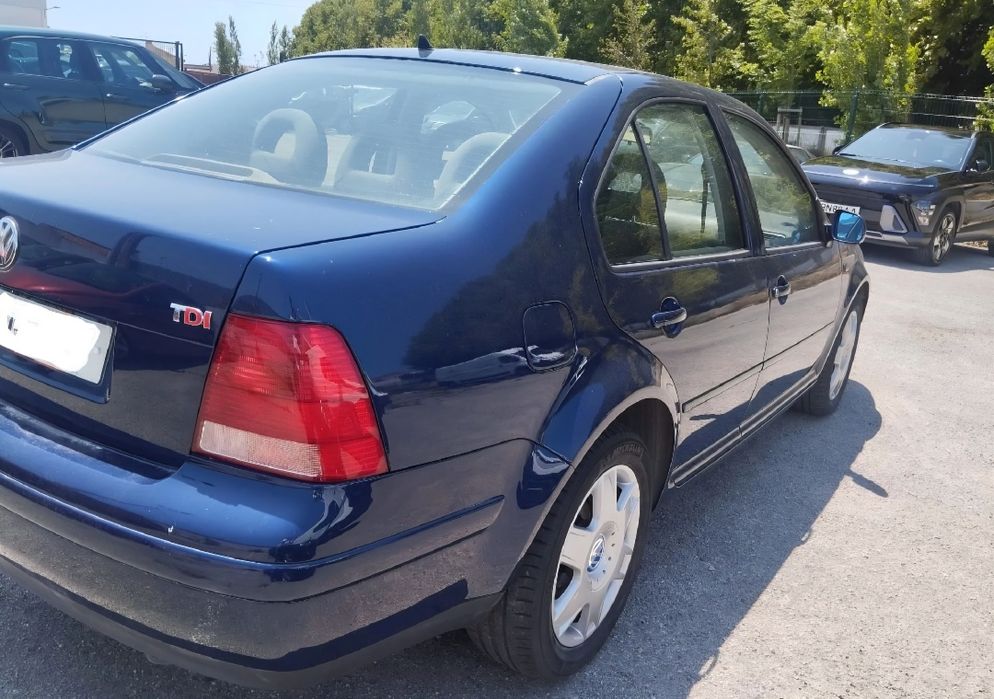 Vw Bora 1.9 Tdi PD 100