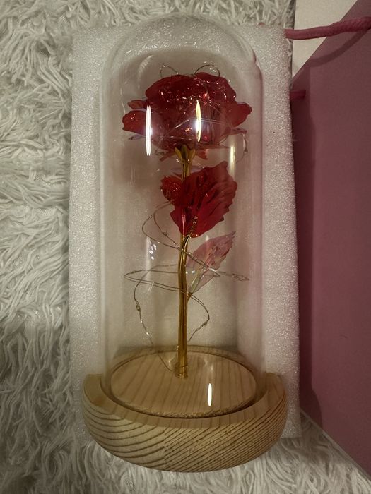 Infinity rose w szkle