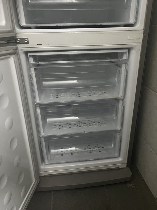Lodówka Samsung 190 cm otwierana na lewo
