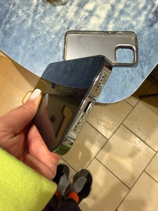 Айфон 13 pro продам