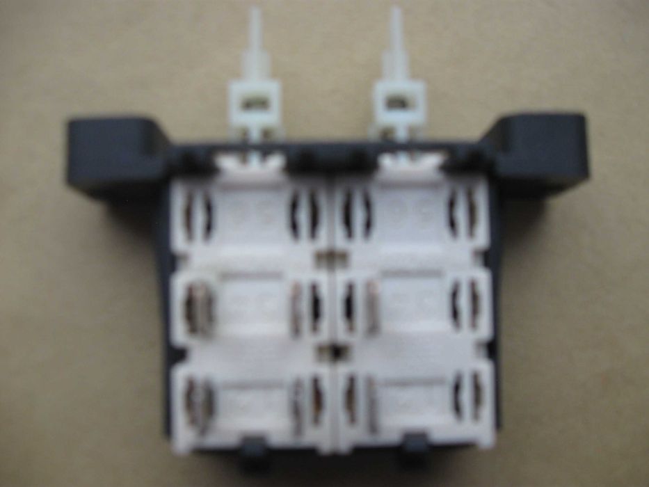 Перемикач для битовой техніки 1504922004