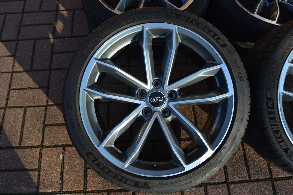 Koła letnie Audi A5 + 255/35/19 Michelin
