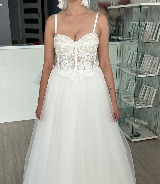 Suknia ślubna Agnes Fashion Group TO-1800t kolekcja the One 2024