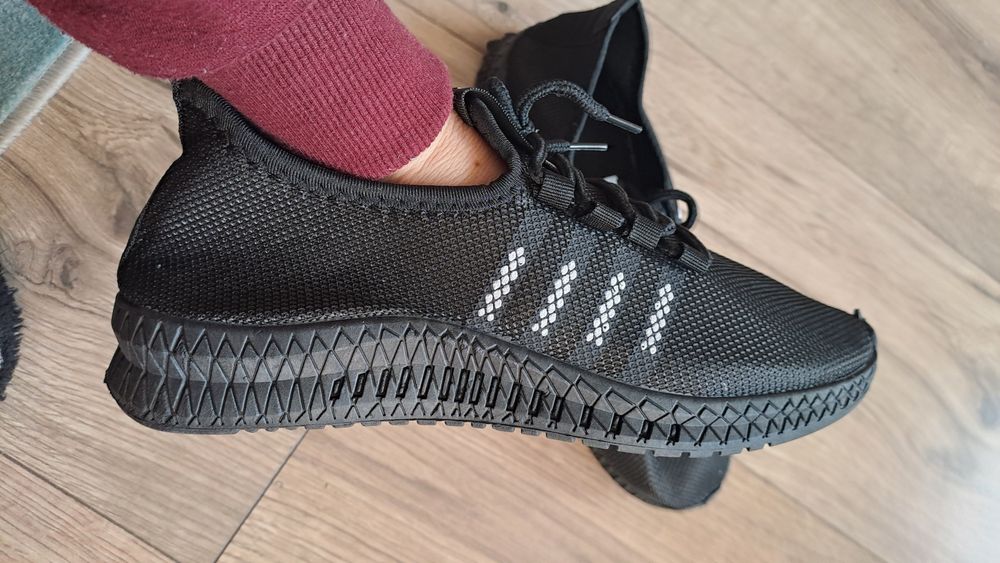Lekkie buty z siatki rozm.38