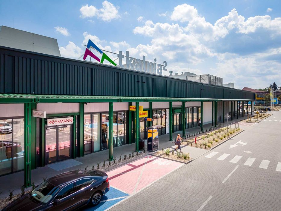 Magazyn w Tkalni2  Pabianice | Plac manewrowy dla TIR| Blisko węzłów A1, S8, S14