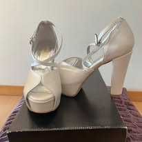 Liquidação TOTAL - Lote de calçado NOVO Senhora/Homem  do 35 ao 41...