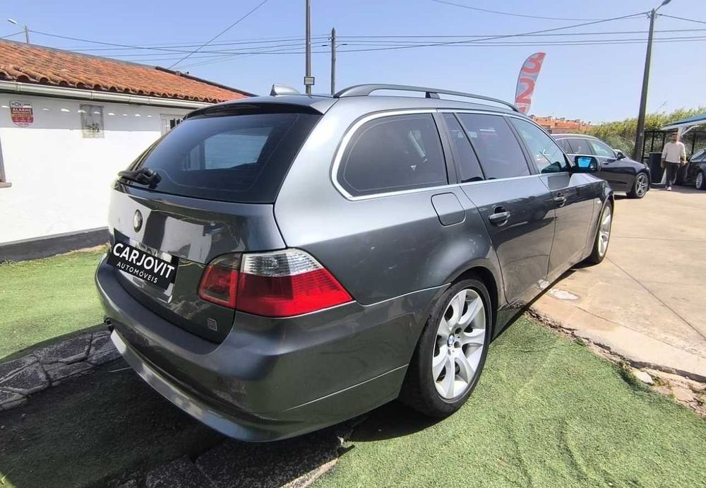 BMW 525D Touring 2005 GPS Pele
