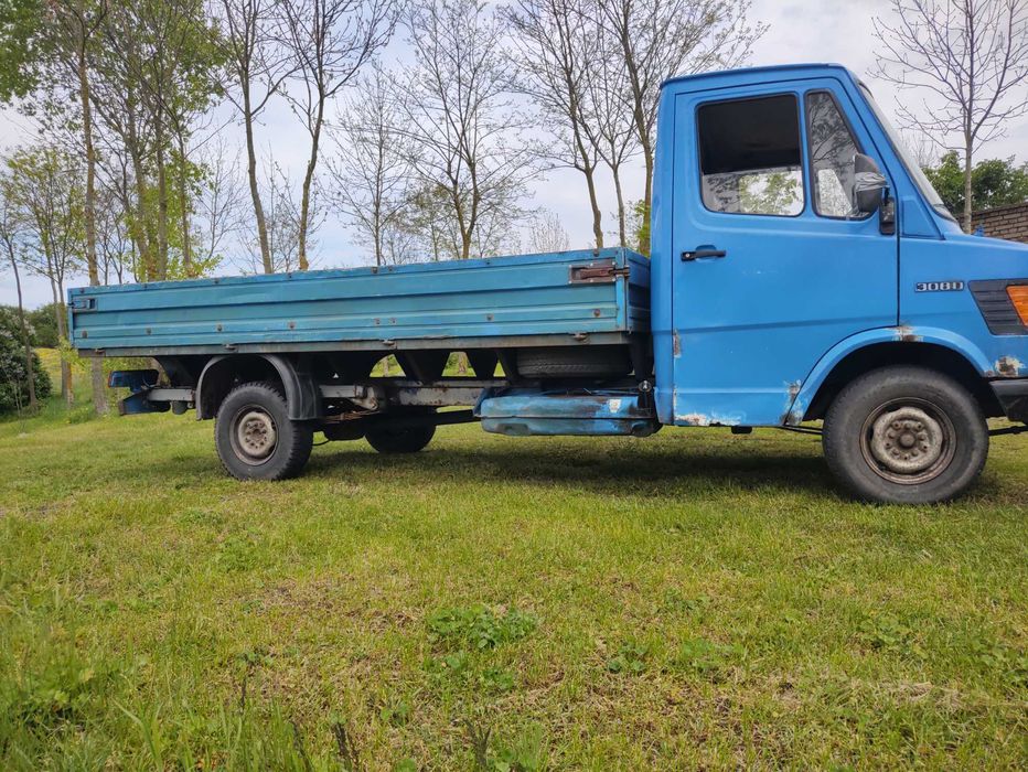 Skrzynia ładunkowa Mercedes 308 kaczka 310 kaczor sprinter