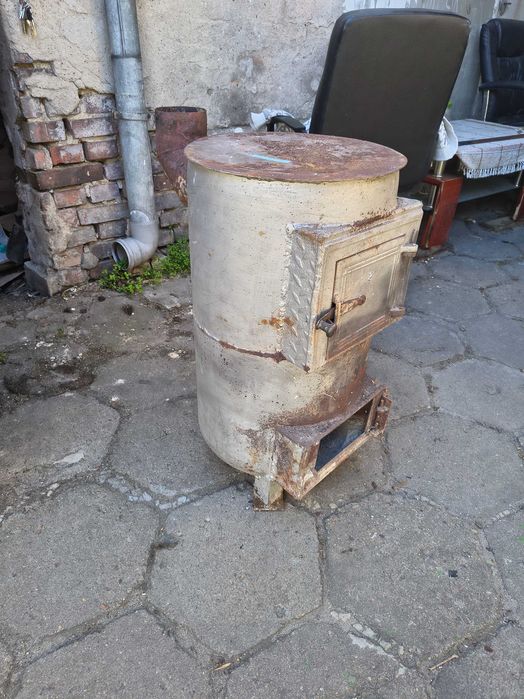 Stalowy piec koza