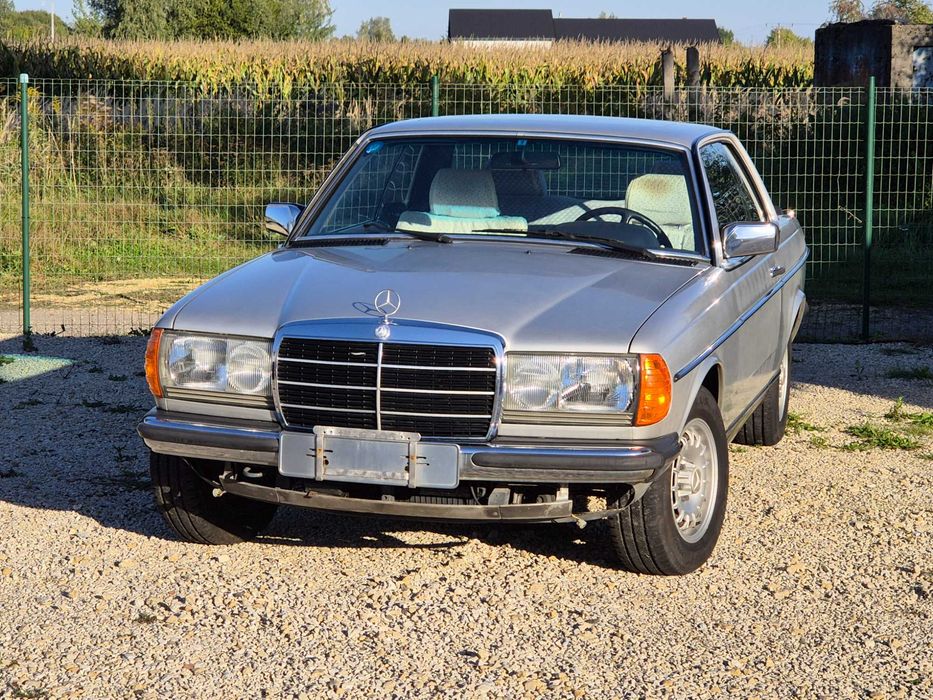 Mercedes-Benz W123