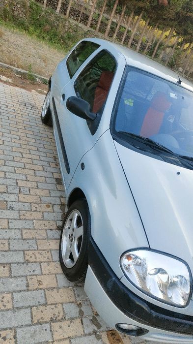 Renault Clio 1.9d comercial troco