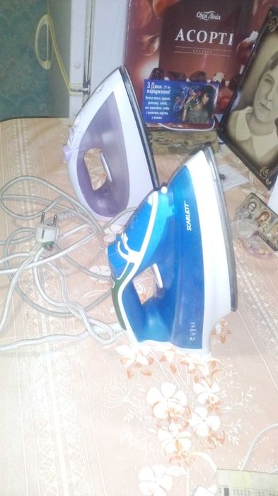 Продам Утюги рабочие.