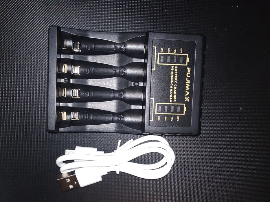 Зарядное устройство Ni-MH и Ni-Cd аккумуляторов АА/ААА