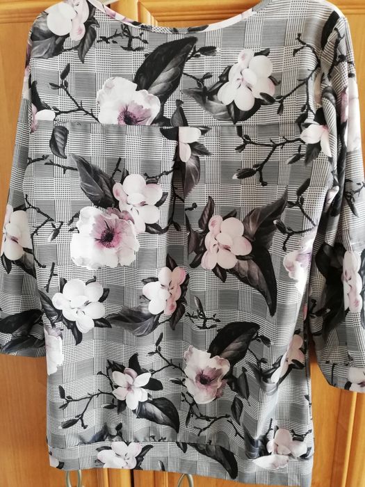 Nowa bluzka 3/4 rękaw, bluzka w kwiaty, bluzka w kratkę, r. M